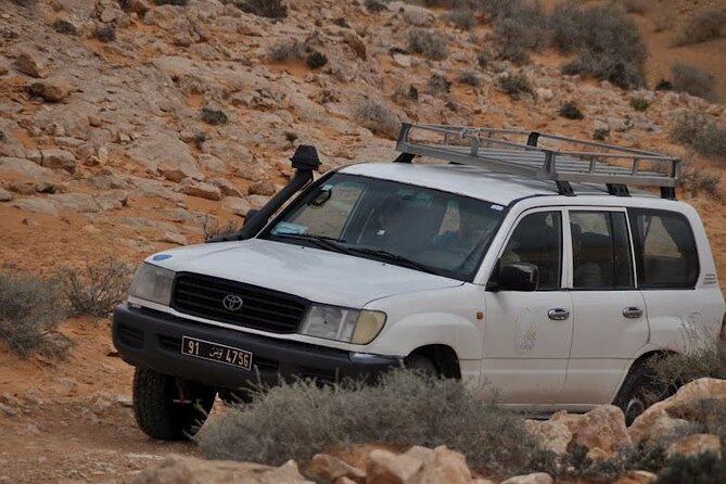 2 days tour to Douz & Ksar Ghilan oasis. and an overnight in the sahara under bedouin tent .. Dinner in the camp, Private Jeep - with english speaking guide. - Key points to know before booking