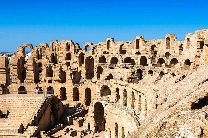 4 Hour Shared Tour in El Jem Colosseum - The 7:00 am start and hotel pickup details