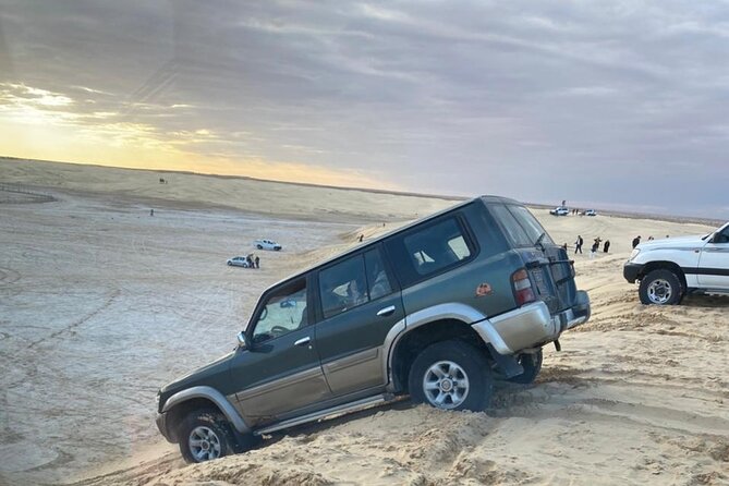 Circuit the south of Tunisia in 2 days Sahara Explorer - Sunset in the Sahara is the emotional high point