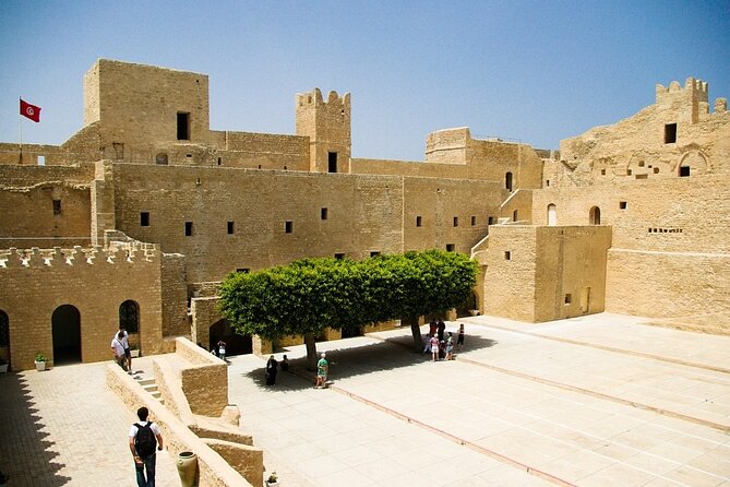 El Jem and Monastir Full-Day Tour with Lunch from Tunis or Hammamet - Key points to know before booking