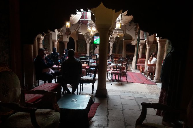 Guided tour in the UNESCO world heritage Medina of Tunis - Starting at La Kasba and the Zitouna Mosque