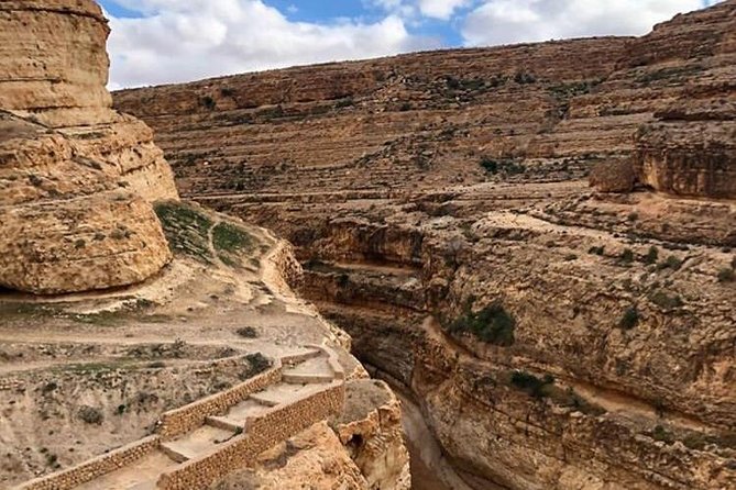 Half-day excursion the mountain oases from Tozeur - Mides Valley near the Algerian border