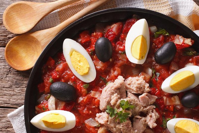 Half-Day Traditional Tunisian Cuisine Cooking Class in Tunis - Who should book this Tunis cooking class?