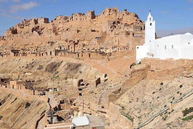 Ksar Ghilaine and Chneni Tataouine 1 day tour in Tunisia - Ksar Hadada and the Star Wars connection