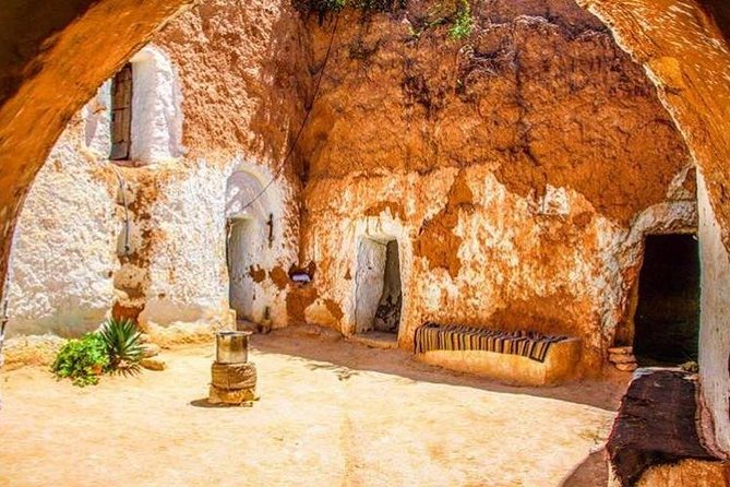 Legends Berbers & Adventure Star Wars The Secret of the Wren - Matmata and the cool world below ground
