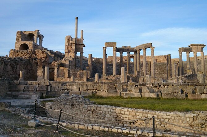 Private Day Tour Dougga - What a private guide changes at the site