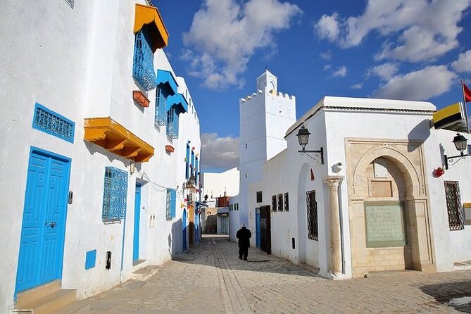Private Tour to Kairouan, El Jem and Sousse - Walking through the Medina of Kairouan